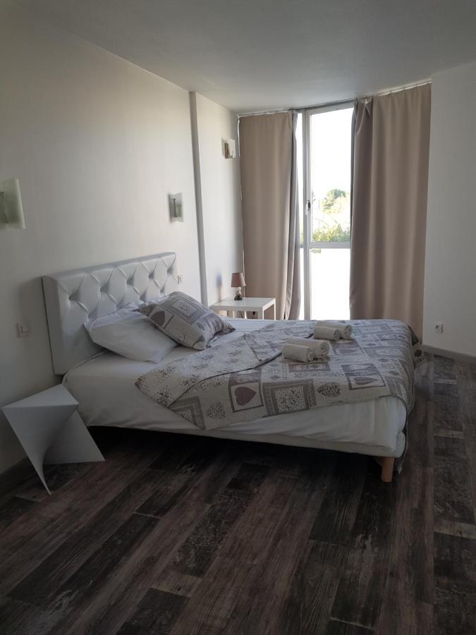 Hotel La Cle Saint-Andre-de-Sangonis Экстерьер фото